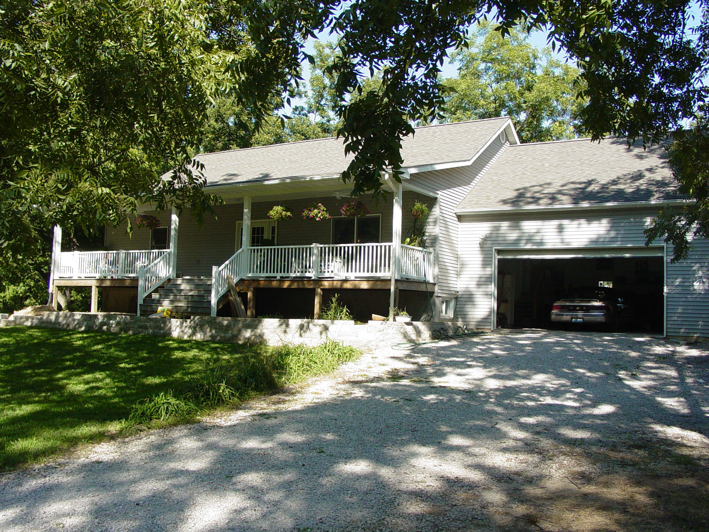 /images/photos/02 At Home Illinois/0158301665 200509 Freeburg house